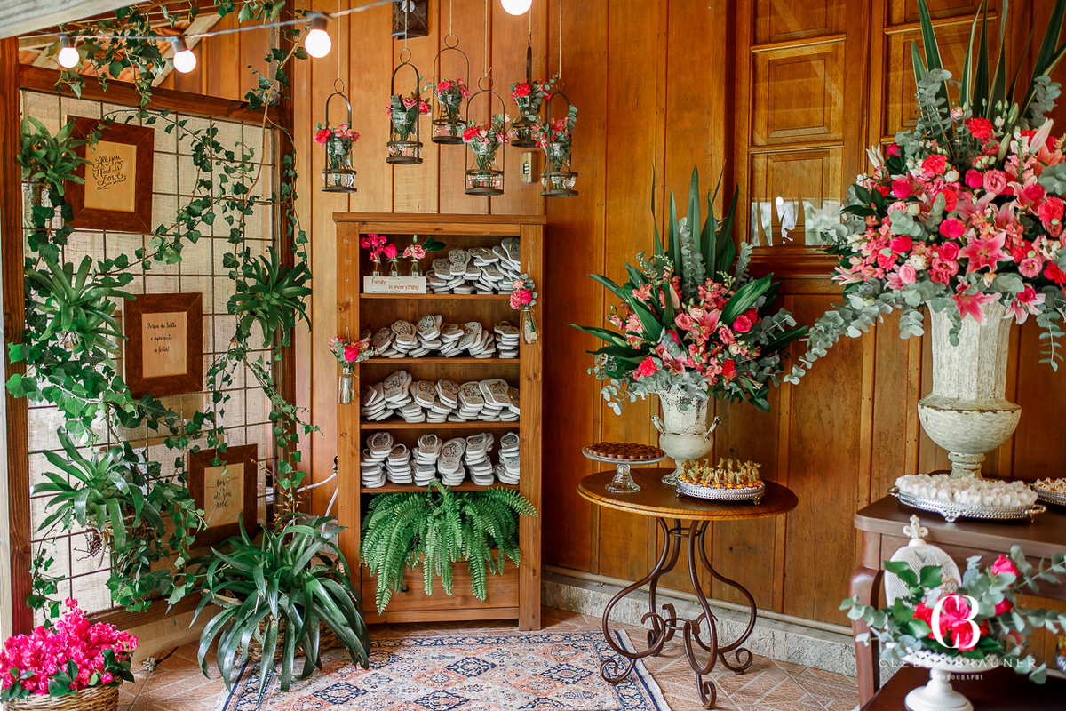 Lindo casamento realizado na Villa Tuiuty em Bento Gonçalves Rs, fotografado por Cleber Brauner, fotógrafo de casamento de Garibaldi e Porto alegre. Fotos do ensaio e trash the dress no site