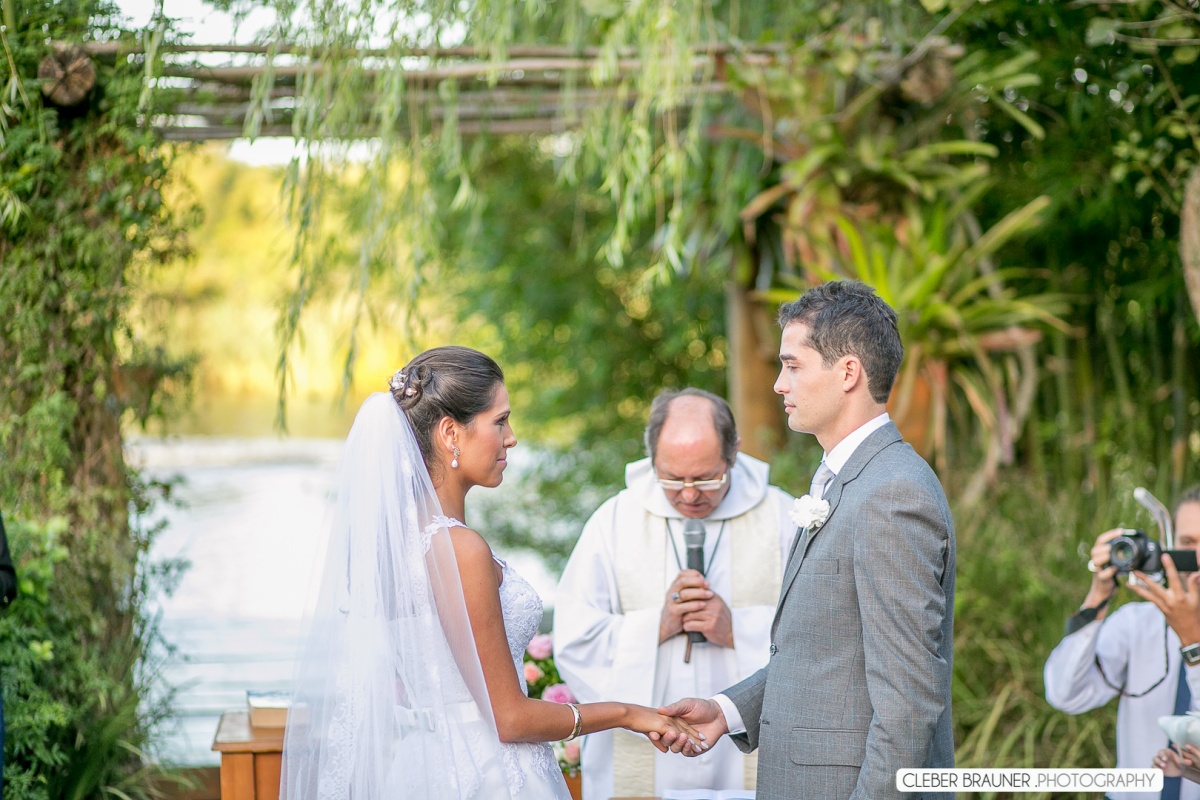 fotografo, fotografo de casamento, fotografo em porto alegre, fotos de casamento, ensaio noivos, cleber brauner, fotografo em gramado, fotografo bento gonçalves, fotografo seraa, trash the dress, book fotografico, casamento ao ar livre, make-up, noiva, ve