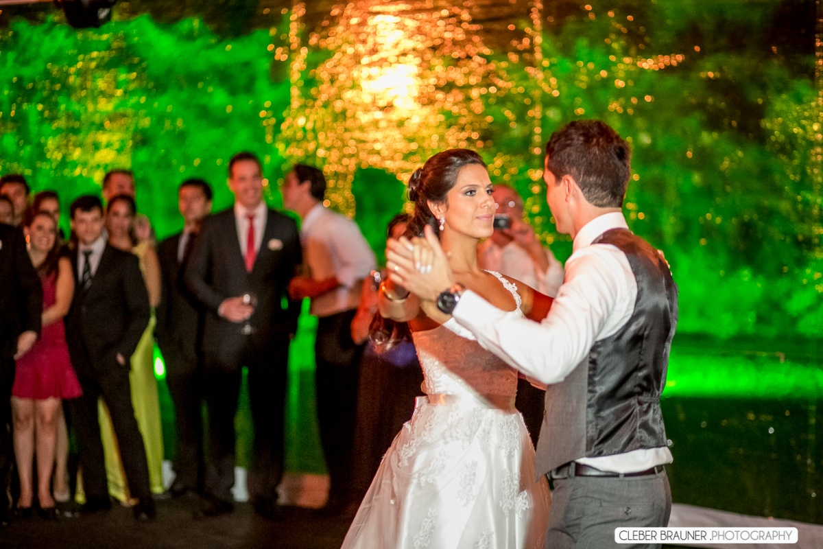 fotografo, fotografo de casamento, fotografo em porto alegre, fotos de casamento, ensaio noivos, cleber brauner, fotografo em gramado, fotografo bento gonçalves, fotografo seraa, trash the dress, book fotografico, casamento ao ar livre, make-up, noiva, ve