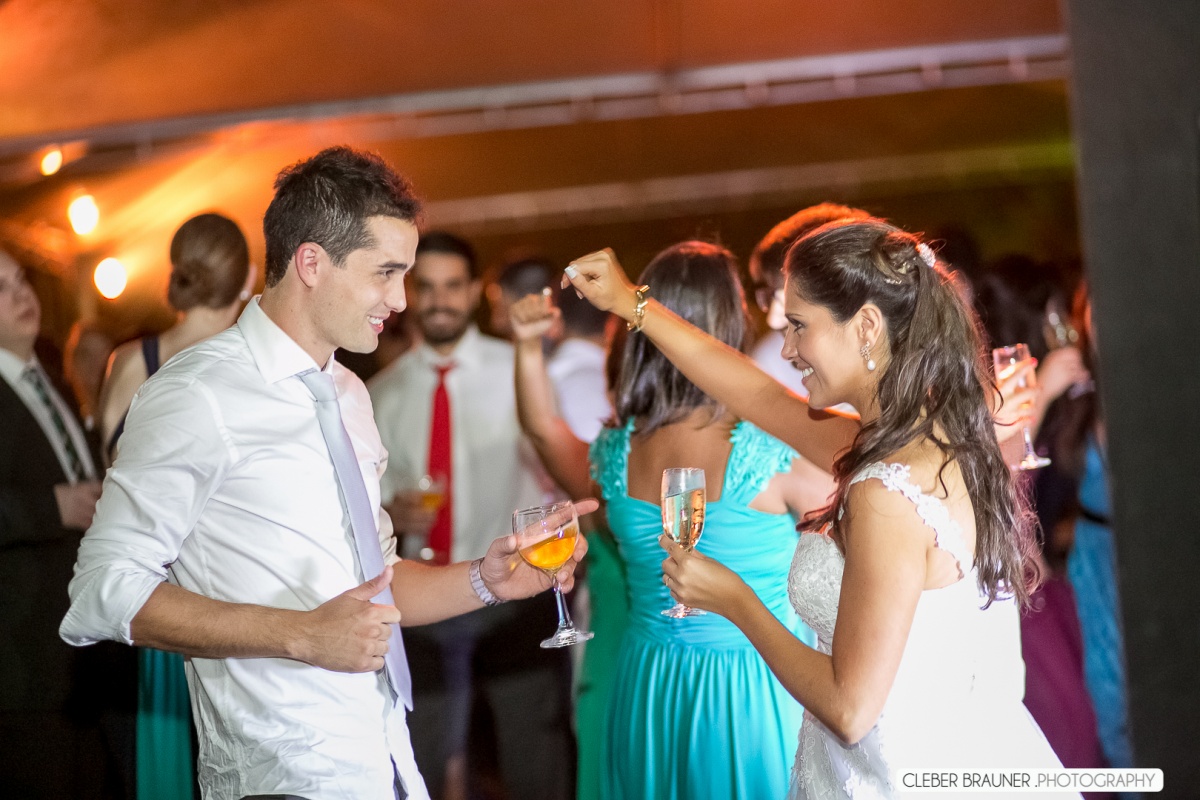 fotografo, fotografo de casamento, fotografo em porto alegre, fotos de casamento, ensaio noivos, cleber brauner, fotografo em gramado, fotografo bento gonçalves, fotografo seraa, trash the dress, book fotografico, casamento ao ar livre, make-up, noiva, ve