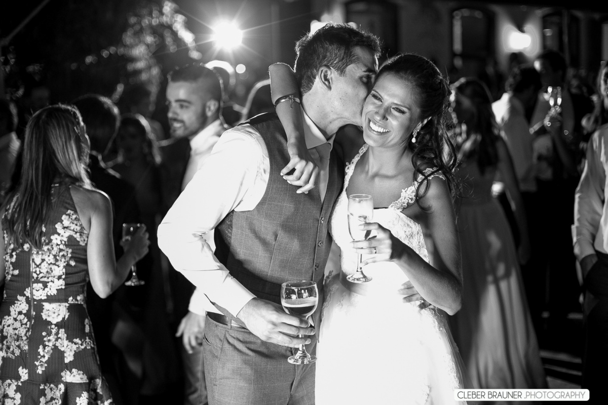 fotografo, fotografo de casamento, fotografo em porto alegre, fotos de casamento, ensaio noivos, cleber brauner, fotografo em gramado, fotografo bento gonçalves, fotografo seraa, trash the dress, book fotografico, casamento ao ar livre, make-up, noiva, ve