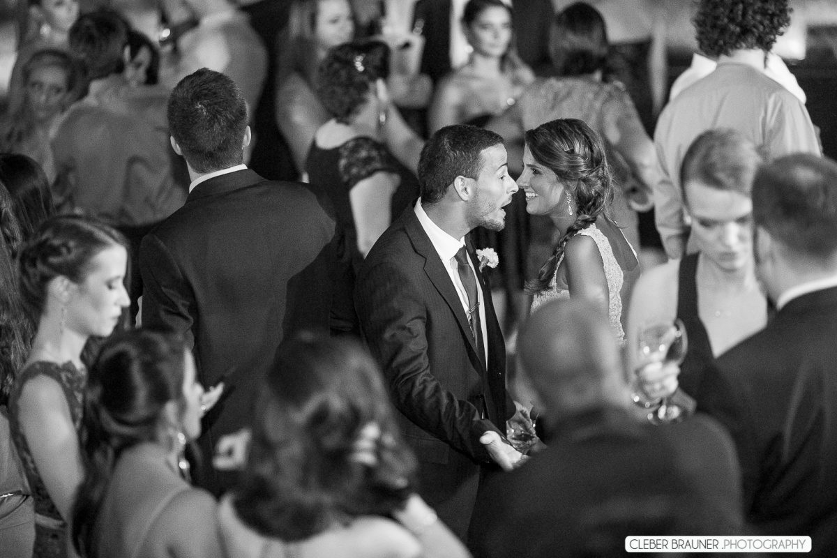 fotografo, fotografo de casamento, fotografo em porto alegre, fotos de casamento, ensaio noivos, cleber brauner, fotografo em gramado, fotografo bento gonçalves, fotografo seraa, trash the dress, book fotografico, casamento ao ar livre, make-up, noiva, ve