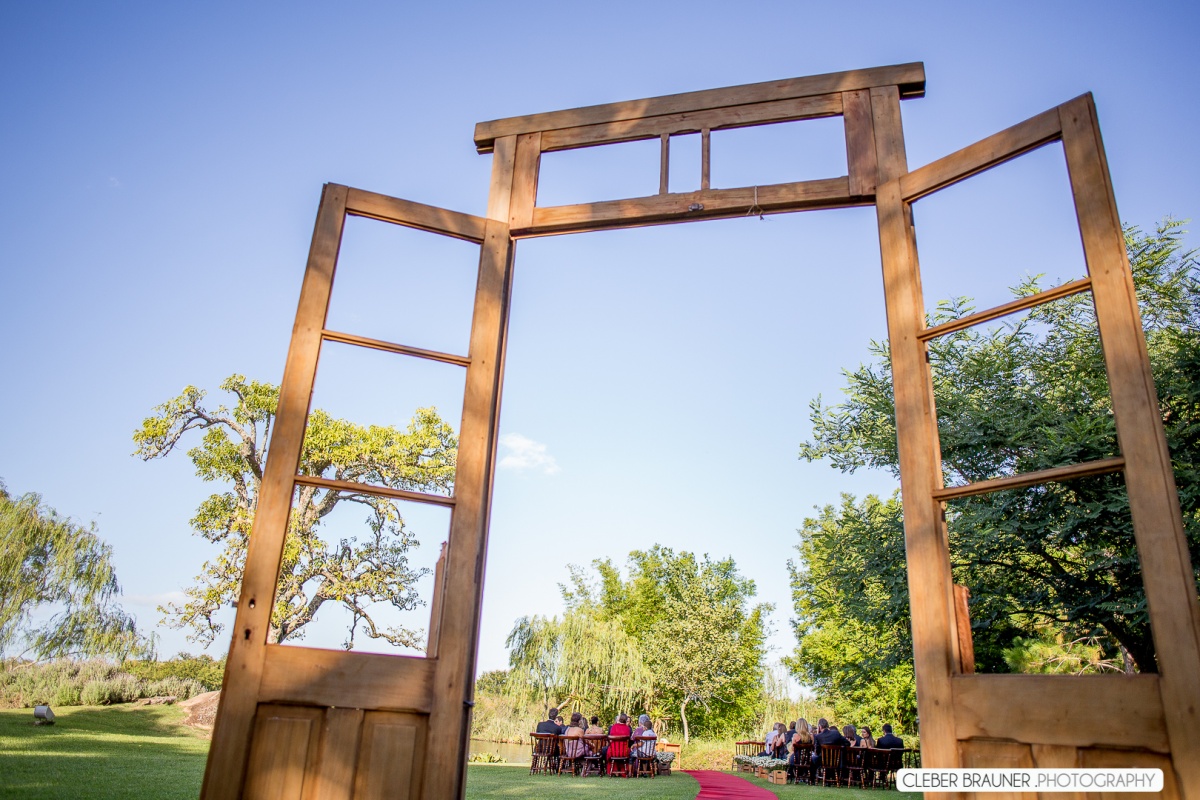fotografo, fotografo de casamento, fotografo em porto alegre, fotos de casamento, ensaio noivos, cleber brauner, fotografo em gramado, fotografo bento gonçalves, fotografo seraa, trash the dress, book fotografico, casamento ao ar livre, make-up, noiva, ve