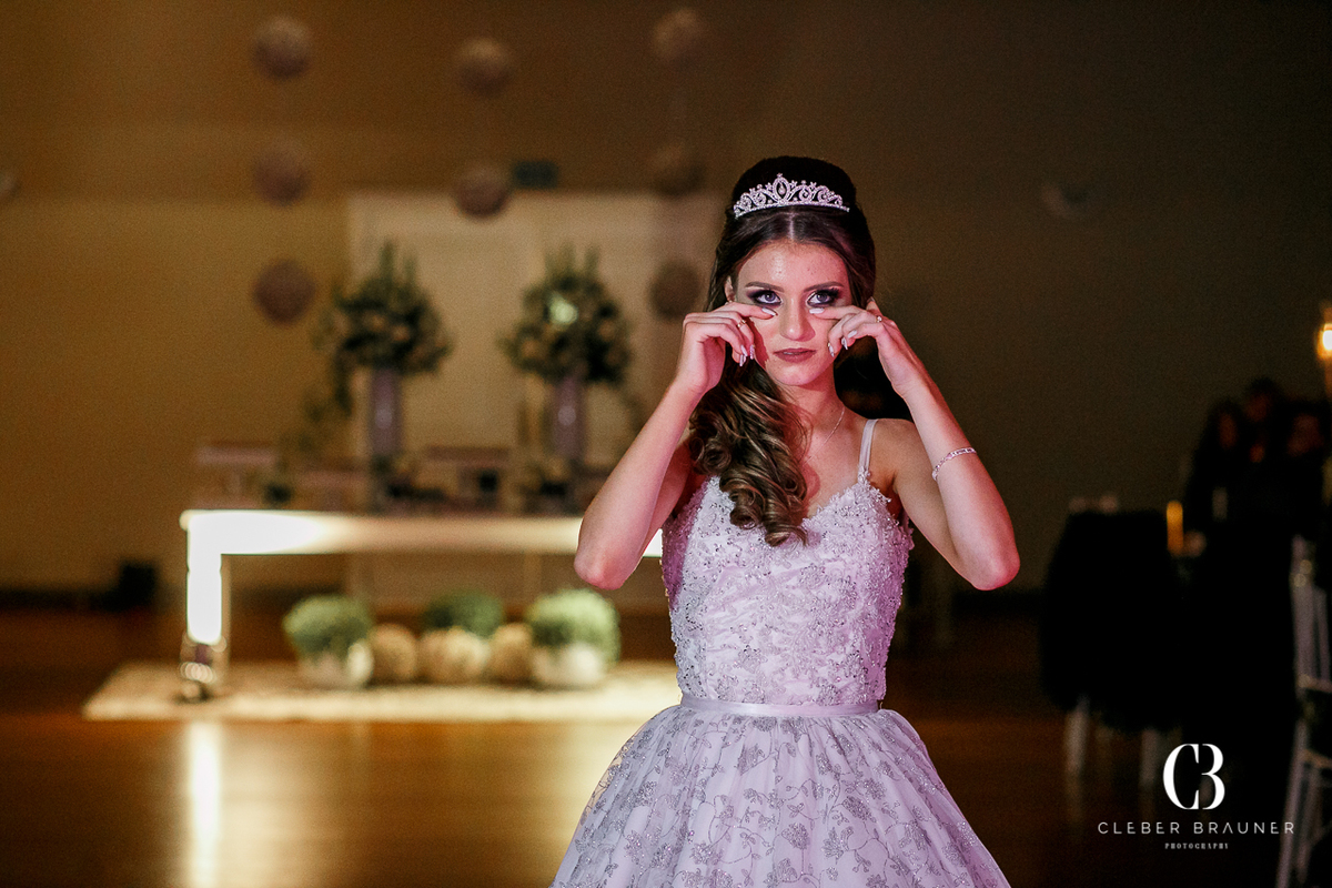 Festa de 15 anos Emilli, realizada em Garibaldi - Rs,linda debutante, Festa na Familia Giovanaz, São de Beleza da Elaine,fotografo Cleber BraunerCleber Brauner