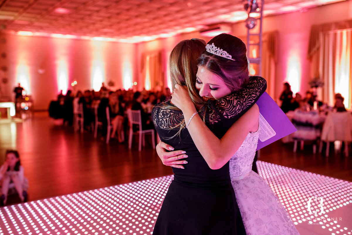 Festa de 15 anos Emilli, realizada em Garibaldi - Rs,linda debutante, Festa na Familia Giovanaz, São de Beleza da Elaine,fotografo Cleber Brauner