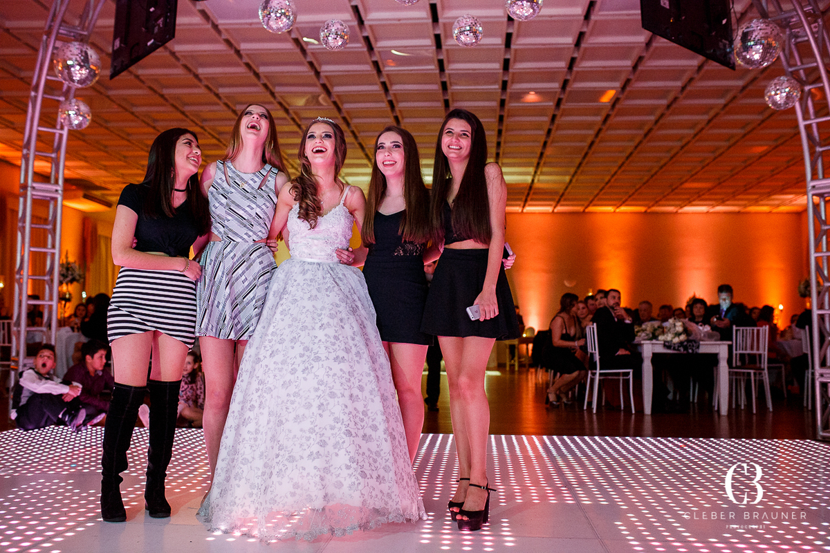 Festa de 15 anos Emilli, linda debutante, Familia Giovanaz, fotografo Cleber Brauner