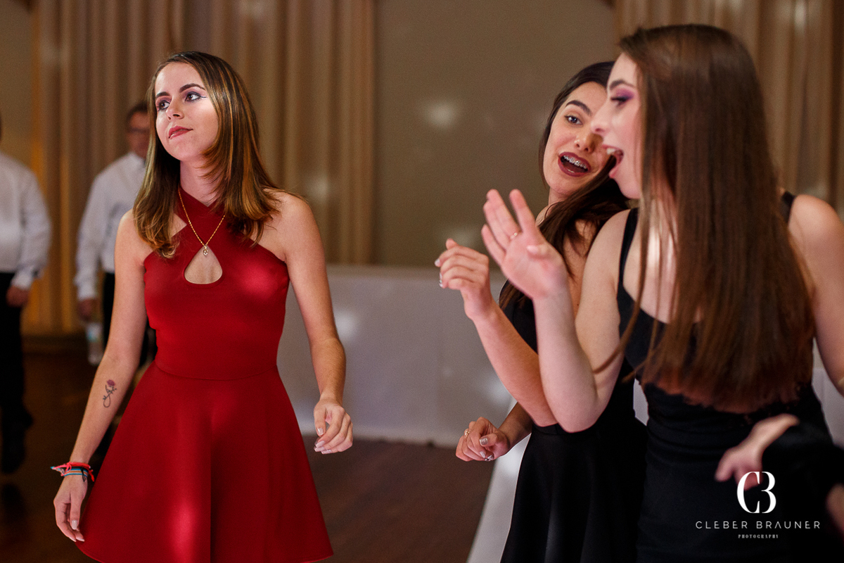 Festa de 15 anos Emilli, linda debutante, Familia Giovanaz, fotografo Cleber Brauner