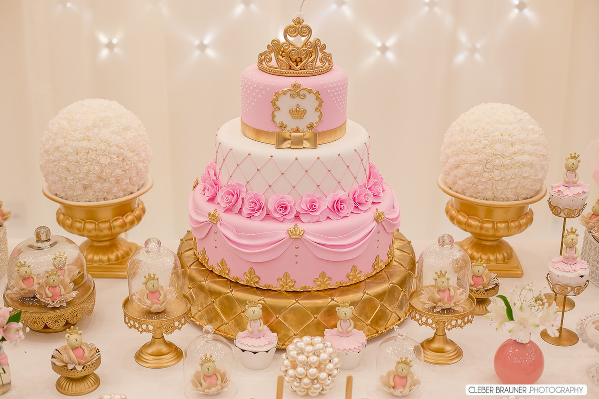 aniversário infantil da querida Rafaela, a fotos foram feitas no salão richesky pelo fotografo de porto alegre Cleber Brauner