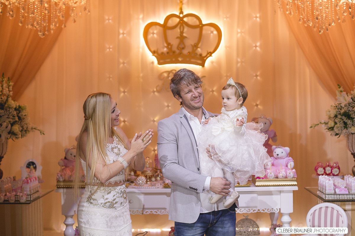 aniversário infantil da querida Rafaela, a fotos foram feitas no salão richesky pelo fotografo de porto alegre Cleber Brauner