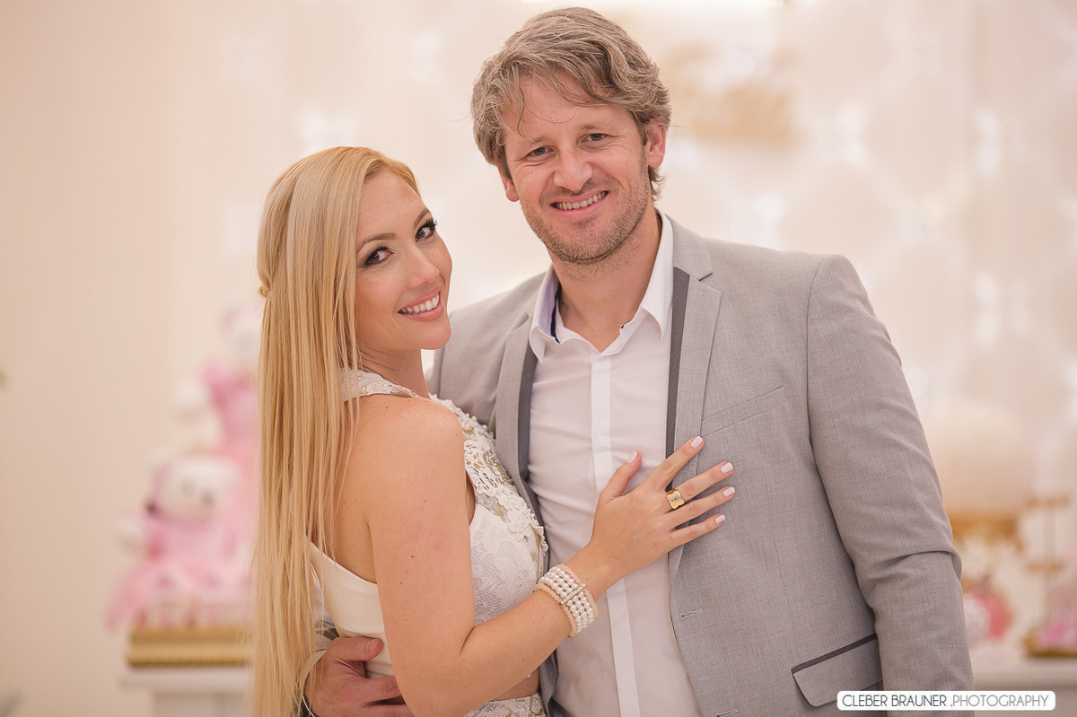 aniversário infantil da querida Rafaela, a fotos foram feitas no salão richesky pelo fotografo de porto alegre Cleber Brauner
