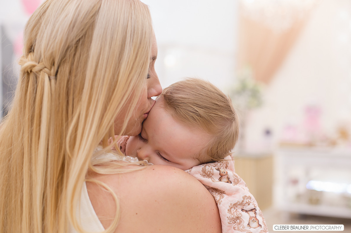 aniversário infantil da querida Rafaela, a fotos foram feitas no salão richesky pelo fotografo de porto alegre Cleber Brauner