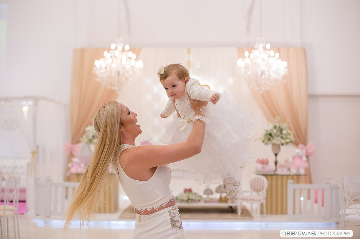 aniversário infantil da querida Rafaela, a fotos foram feitas no salão richesky pelo fotografo de porto alegre Cleber Brauner