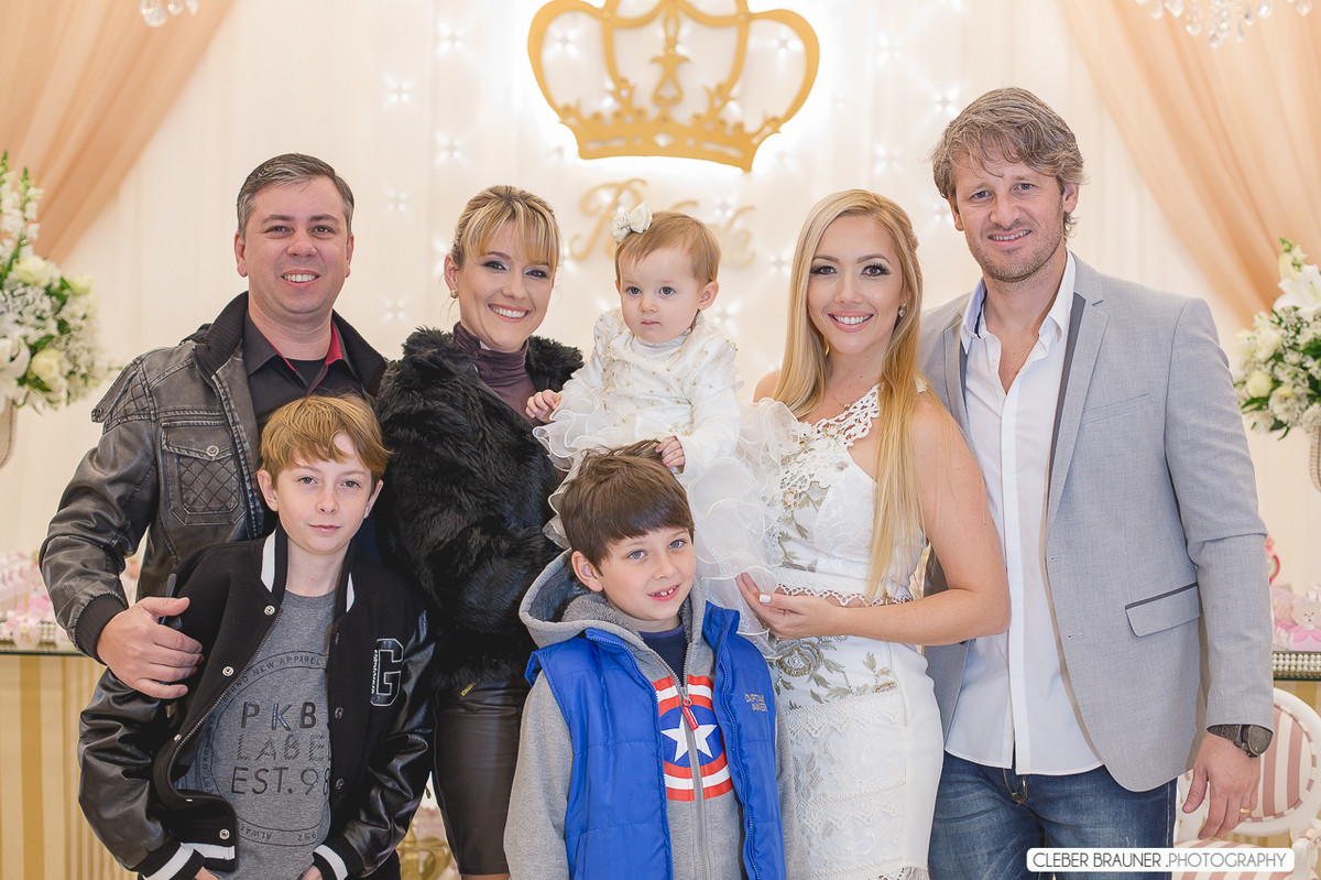 aniversário infantil da querida Rafaela, a fotos foram feitas no salão richesky pelo fotografo de porto alegre Cleber Brauner