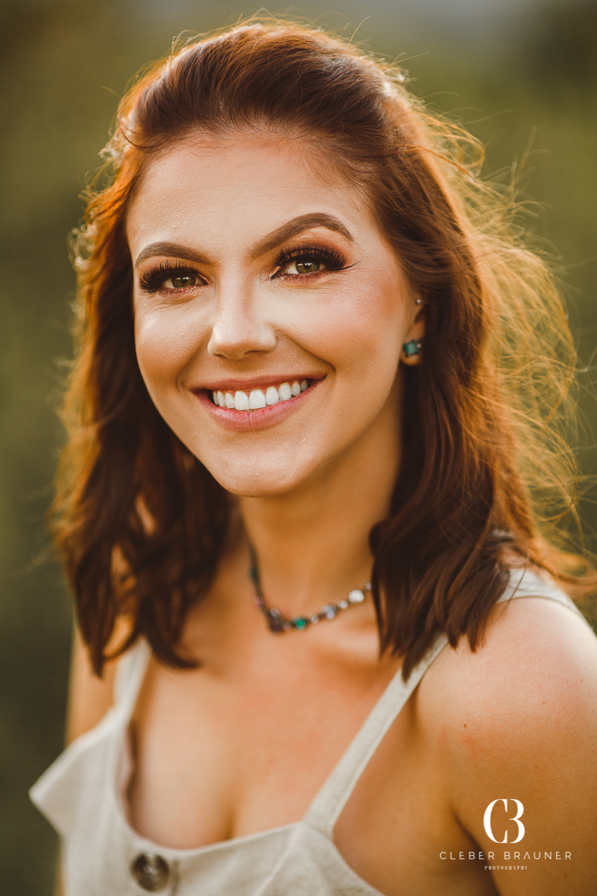 Ensaio gestante realizado na vinícola casa valduga no vale dos vinhedos em Bento Gonçalves. fotografado pelo fotógrafo de casamentos Cleber Brauner