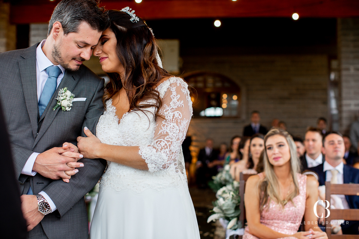 Casamento realizado na Casa Valduga, Vale dos Vinhedos, Bento Gonçalves. Fotos feitas por Cleber Brauner, fotógrafo de Garibaldi, Bento Gonçalves e todo estado do Rio Grande do Sul. Evento realizado em meios aos parreirais