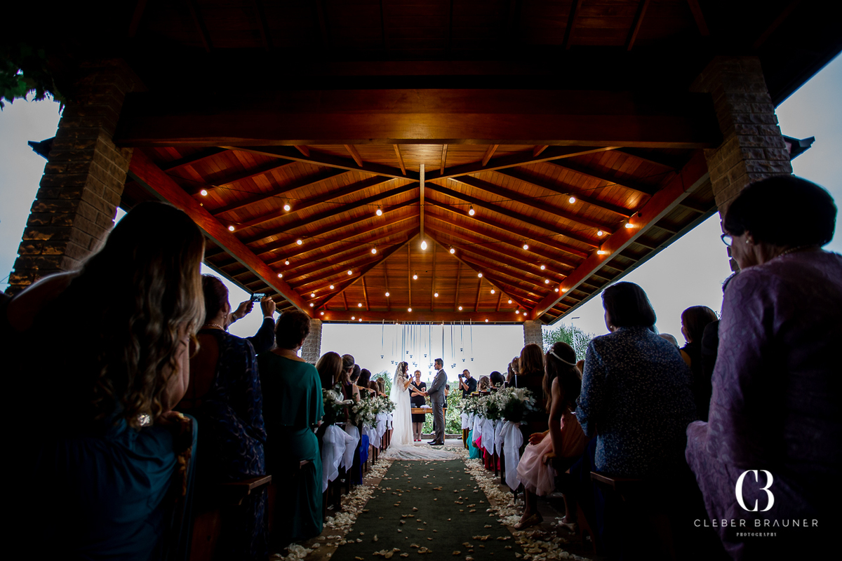 Casamento realizado na Casa Valduga, Vale dos Vinhedos, Bento Gonçalves. Fotos feitas por Cleber Brauner, fotógrafo de Garibaldi, Bento Gonçalves e todo estado do Rio Grande do Sul. Evento realizado em meios aos parreirais