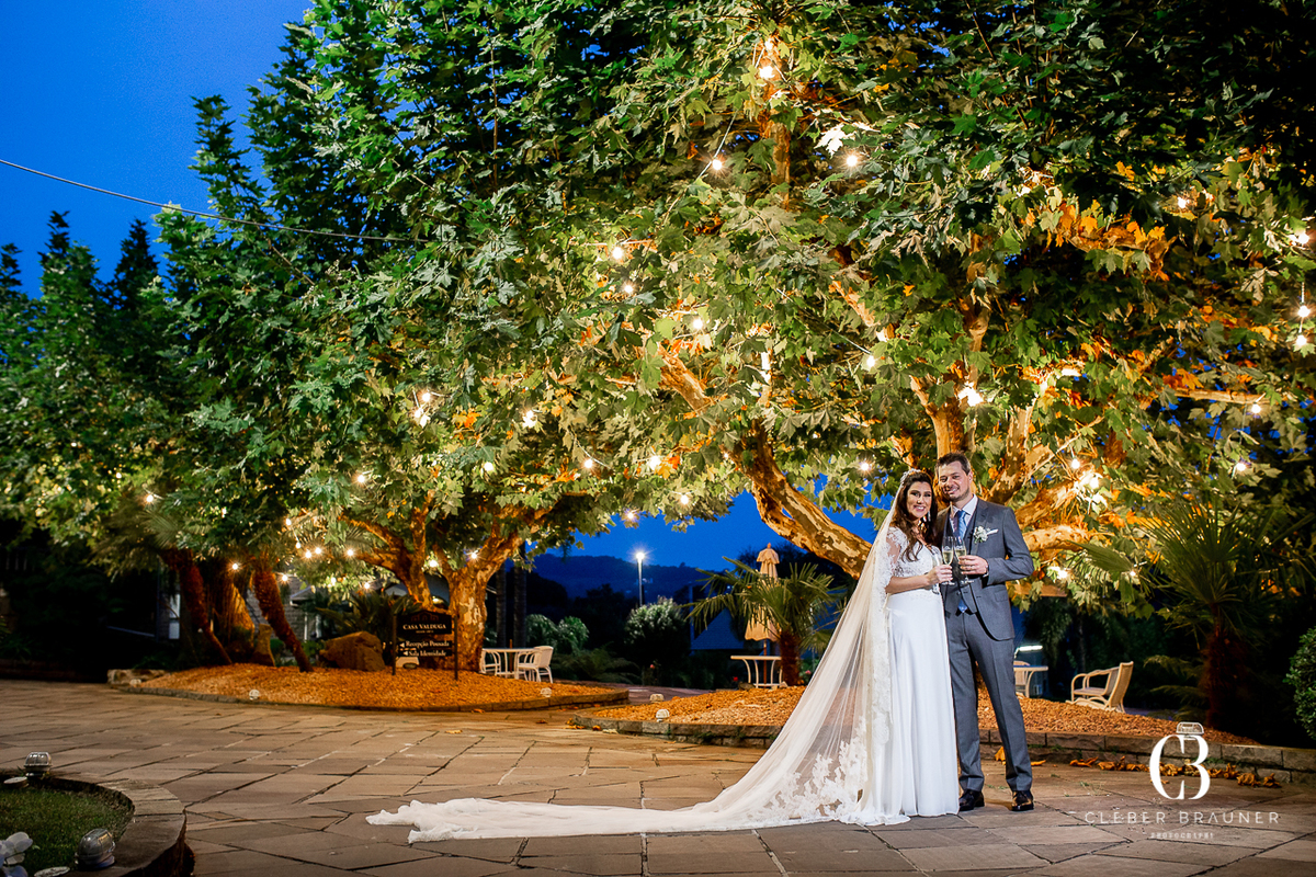 Casamento realizado na Casa Valduga, Vale dos Vinhedos, Bento Gonçalves. Fotos feitas por Cleber Brauner, fotógrafo de Garibaldi, Bento Gonçalves e todo estado do Rio Grande do Sul. Evento realizado em meios aos parreirais