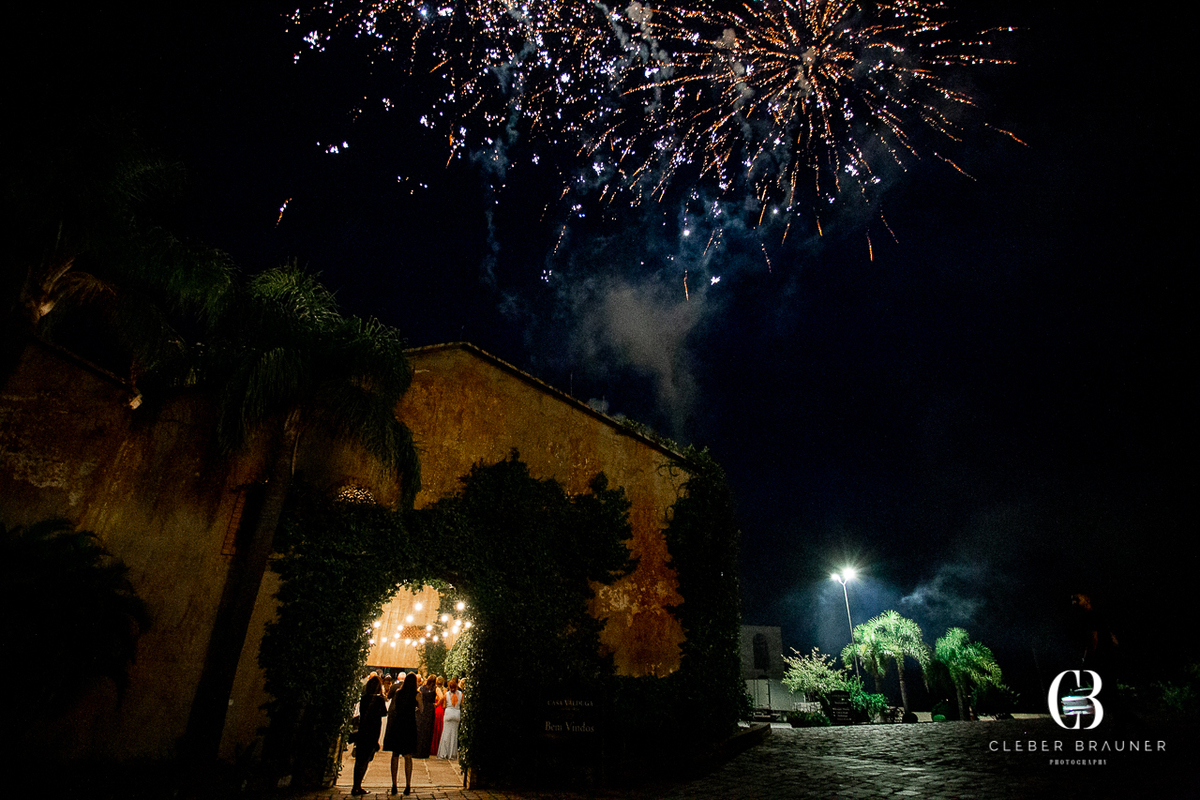 Casamento realizado na Casa Valduga, Vale dos Vinhedos, Bento Gonçalves. Fotos feitas por Cleber Brauner, fotógrafo de Garibaldi, Bento Gonçalves e todo estado do Rio Grande do Sul. Evento realizado em meios aos parreirais