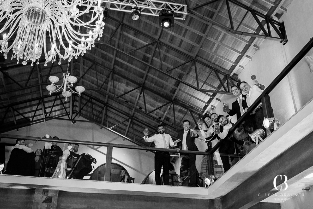 Casamento realizado na Casa Valduga, Vale dos Vinhedos, Bento Gonçalves. Fotos feitas por Cleber Brauner, fotógrafo de Garibaldi, Bento Gonçalves e todo estado do Rio Grande do Sul. Evento realizado em meios aos parreirais