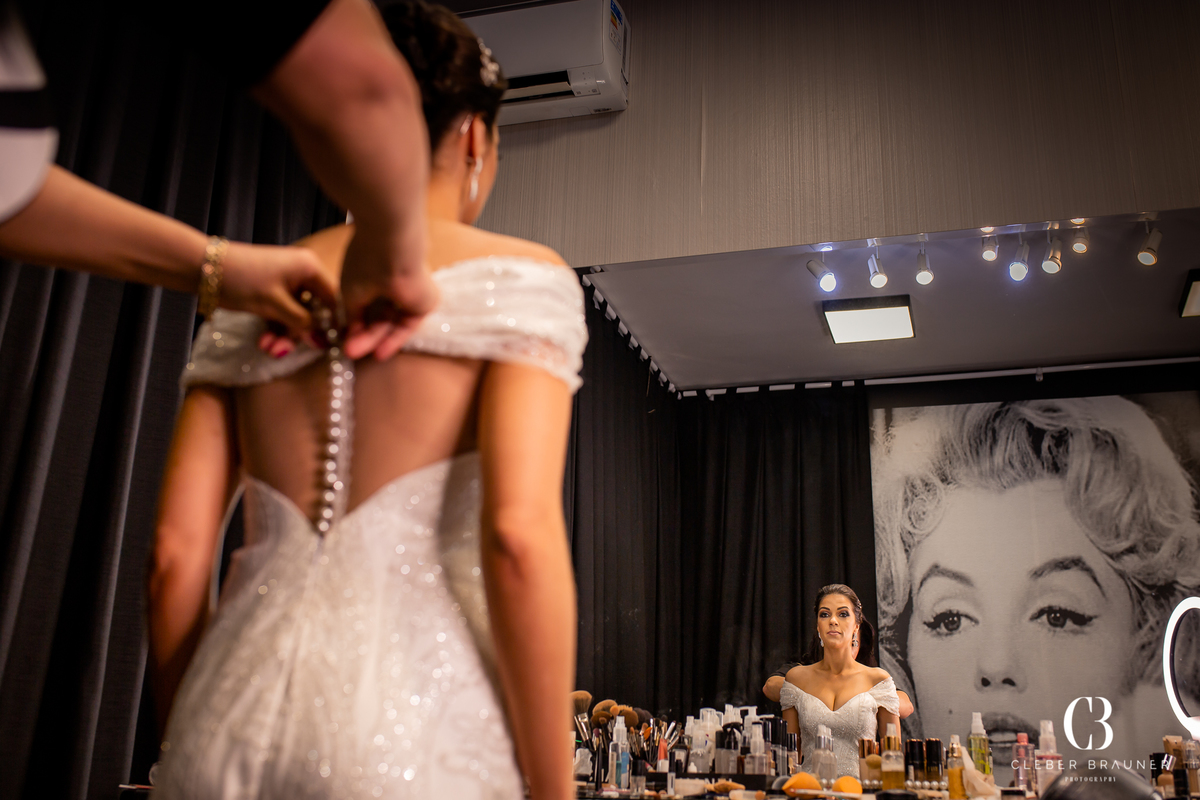 Casamento fotografado pelo fotógrafo Cleber Brauner, na cidade de Bento Gonçalves. Cerimonia realizada na Igreja São Bento e a recepção no Clube São Bento, cidade de Bento Gonçalves, Rio Grande do Sul