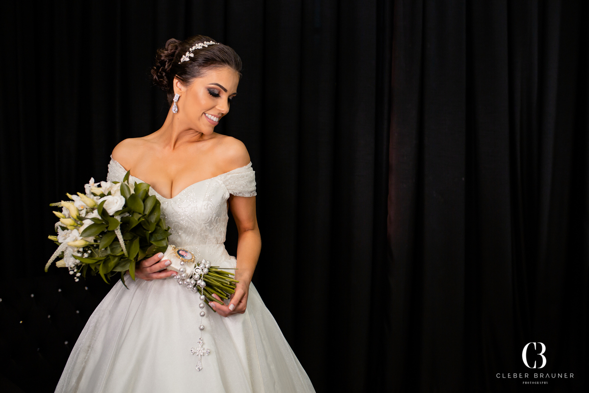 Casamento fotografado pelo fotógrafo Cleber Brauner, na cidade de Bento Gonçalves. Cerimonia realizada na Igreja São Bento e a recepção no Clube São Bento, cidade de Bento Gonçalves, Rio Grande do Sul