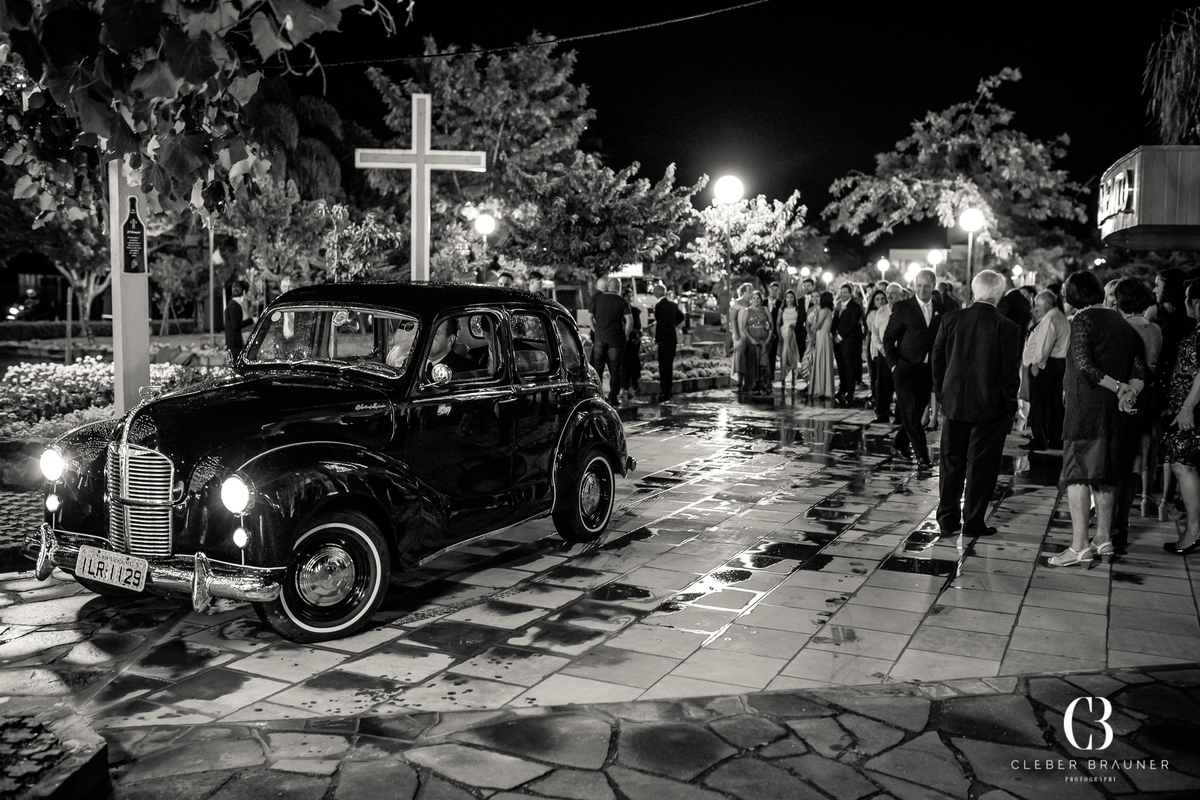 Casamento fotografado pelo fotógrafo Cleber Brauner, na cidade de Bento Gonçalves. Cerimonia realizada na Igreja São Bento e a recepção no Clube São Bento, cidade de Bento Gonçalves, Rio Grande do Sul