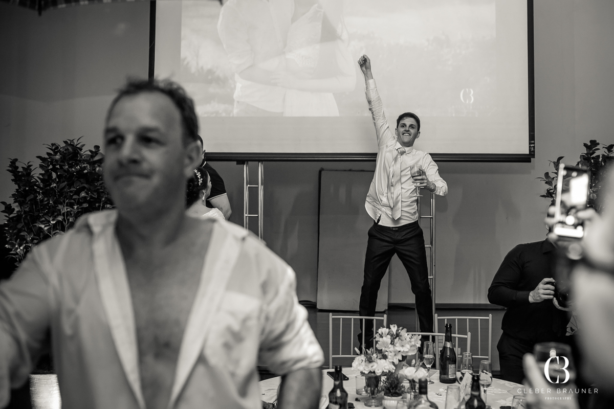 Casamento fotografado pelo fotógrafo Cleber Brauner, na cidade de Bento Gonçalves. Cerimonia realizada na Igreja São Bento e a recepção no Clube São Bento, cidade de Bento Gonçalves, Rio Grande do Sul