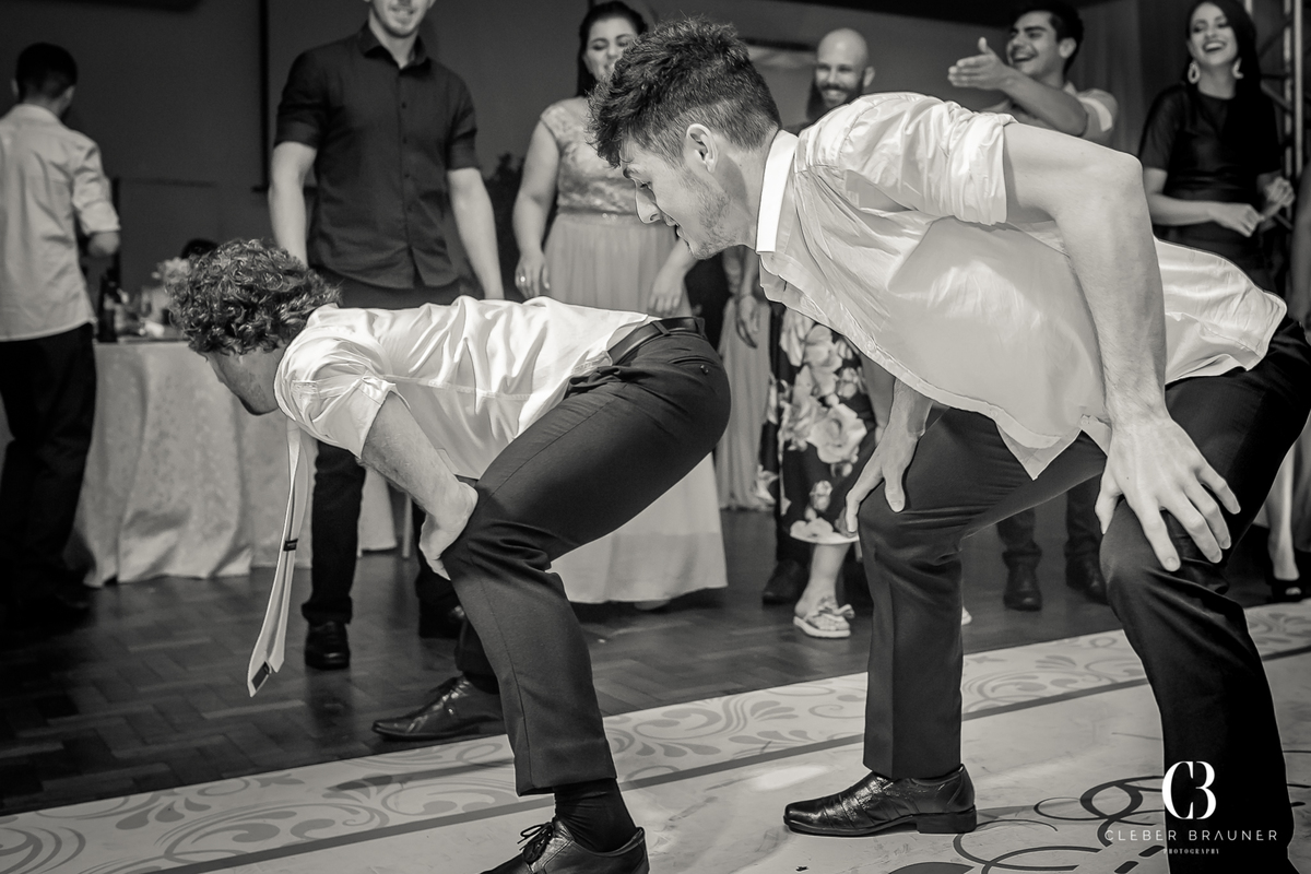 Casamento fotografado pelo fotógrafo Cleber Brauner, na cidade de Bento Gonçalves. Cerimonia realizada na Igreja São Bento e a recepção no Clube São Bento, cidade de Bento Gonçalves, Rio Grande do Sul