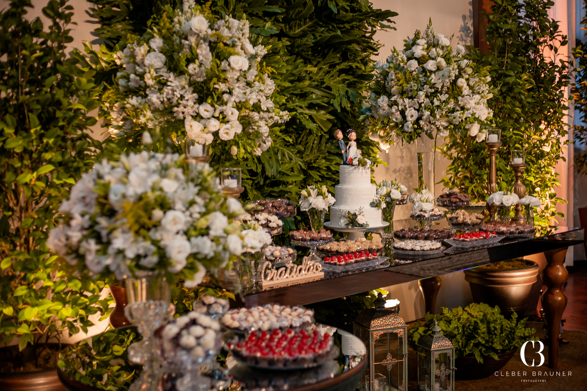 Casamento fotografado pelo fotógrafo Cleber Brauner, na cidade de Bento Gonçalves. Cerimonia realizada na Igreja São Bento e a recepção no Clube São Bento, cidade de Bento Gonçalves, Rio Grande do Sul