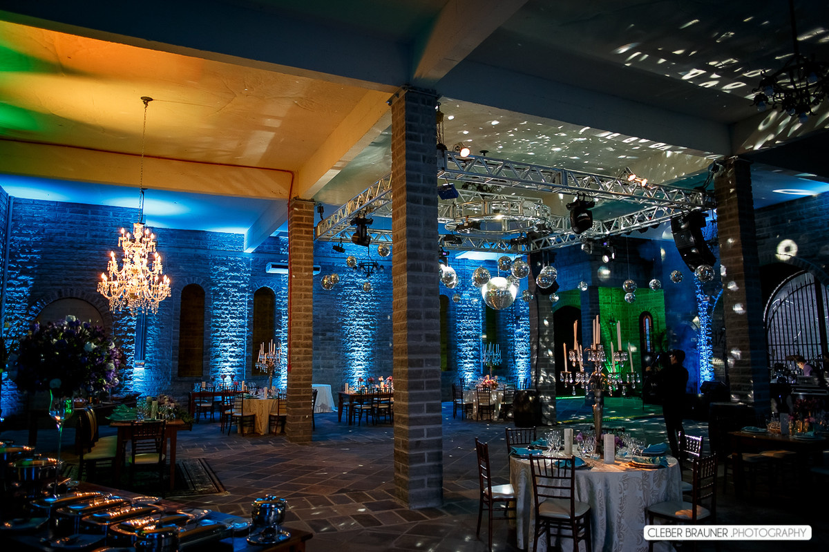 Lindo casamento fotografado na VinicolaCave de Pedra, em Bento Gonçalves na Serra Gaucha, pelo fotógrafo de casamento de Garibaldi Cleber Brauner.