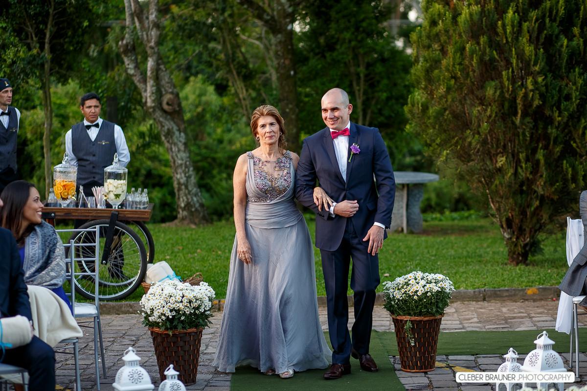 Lindo casamento fotografado na VinicolaCave de Pedra, em Bento Gonçalves na Serra Gaucha, pelo fotógrafo de casamento de Garibaldi Cleber Brauner.