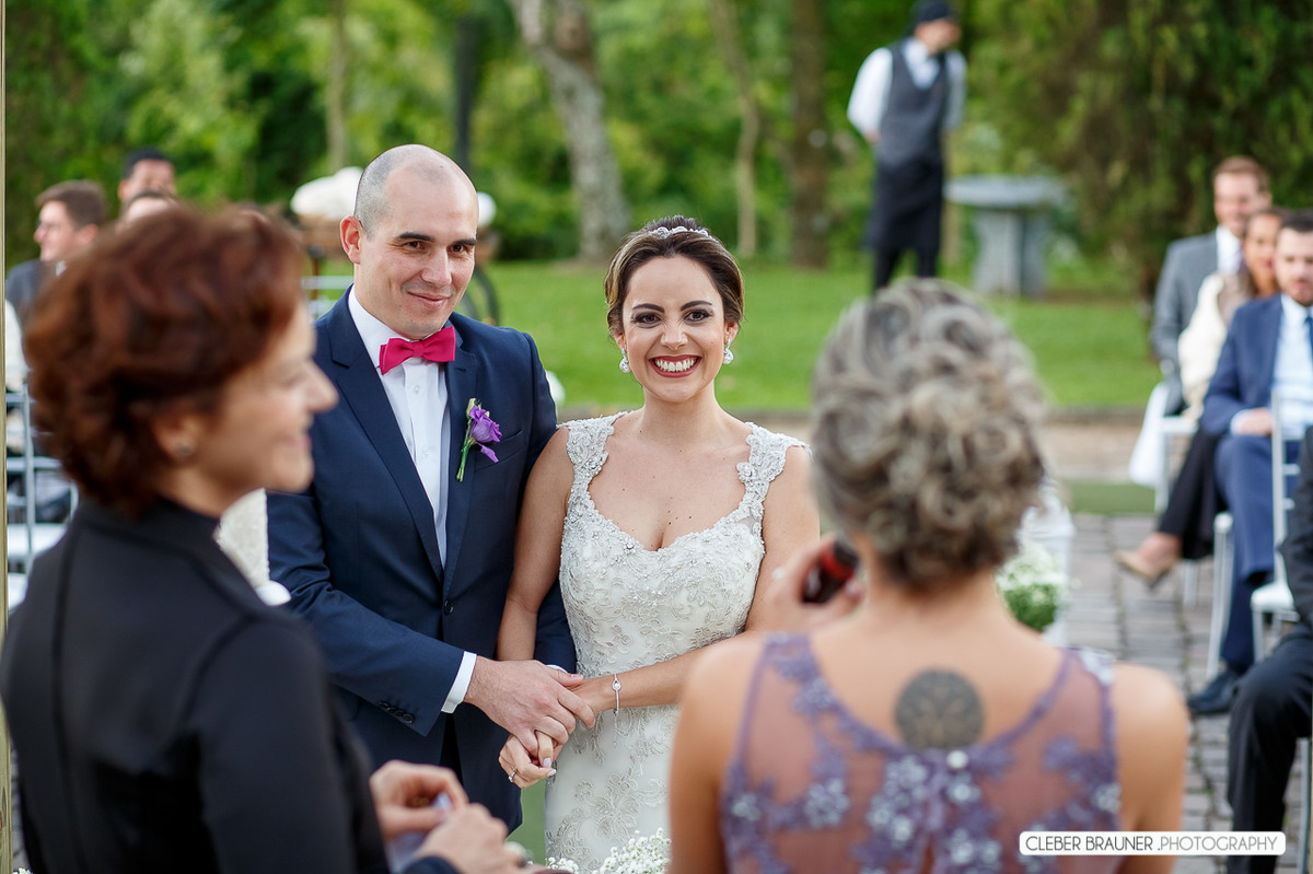 Lindo casamento fotografado na VinicolaCave de Pedra, em Bento Gonçalves na Serra Gaucha, pelo fotógrafo de casamento de Garibaldi Cleber Brauner.
