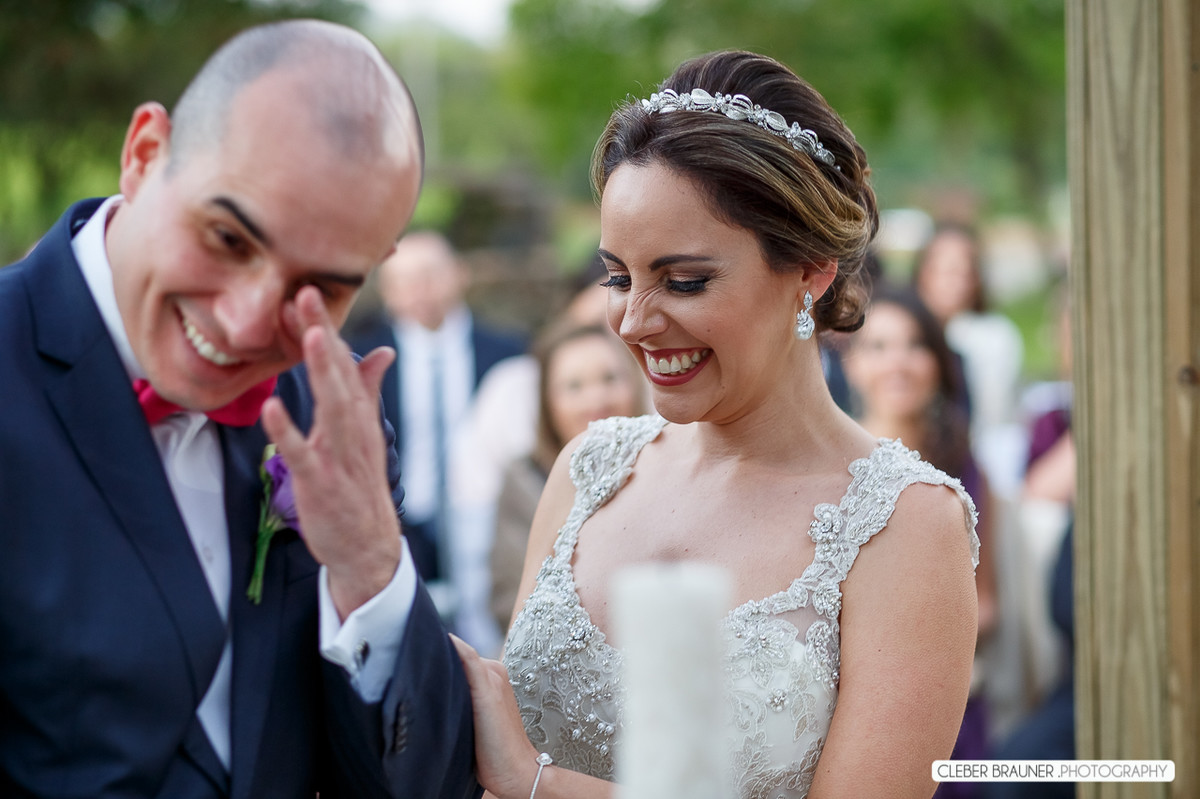 Lindo casamento fotografado na VinicolaCave de Pedra, em Bento Gonçalves na Serra Gaucha, pelo fotógrafo de casamento de Garibaldi Cleber Brauner.