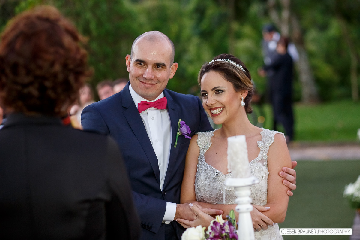 Lindo casamento fotografado na VinicolaCave de Pedra, em Bento Gonçalves na Serra Gaucha, pelo fotógrafo de casamento de Garibaldi Cleber Brauner.