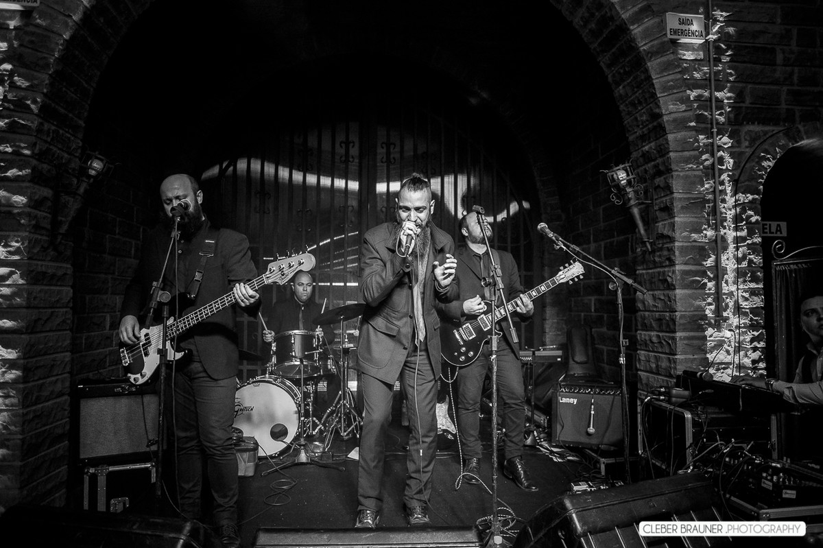 Lindo casamento fotografado na VinicolaCave de Pedra, em Bento Gonçalves na Serra Gaucha, pelo fotógrafo de casamento de Garibaldi Cleber Brauner.