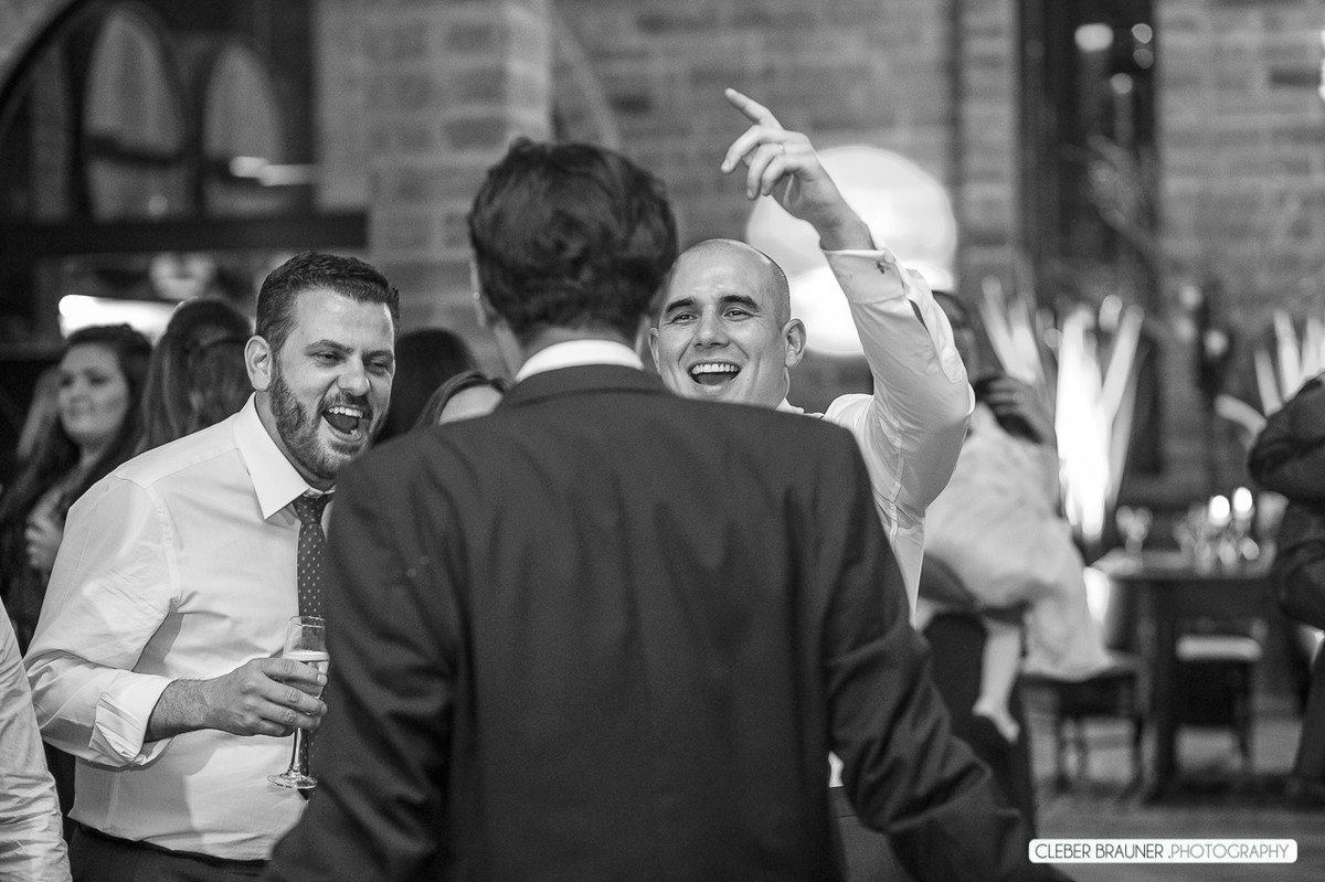 Lindo casamento fotografado na VinicolaCave de Pedra, em Bento Gonçalves na Serra Gaucha, pelo fotógrafo de casamento de Garibaldi Cleber Brauner.