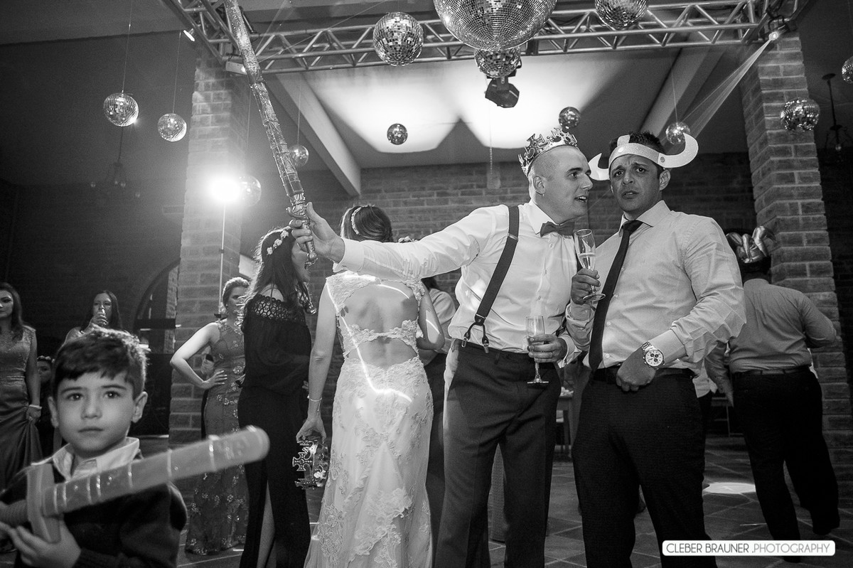 Lindo casamento fotografado na VinicolaCave de Pedra, em Bento Gonçalves na Serra Gaucha, pelo fotógrafo de casamento de Garibaldi Cleber Brauner.