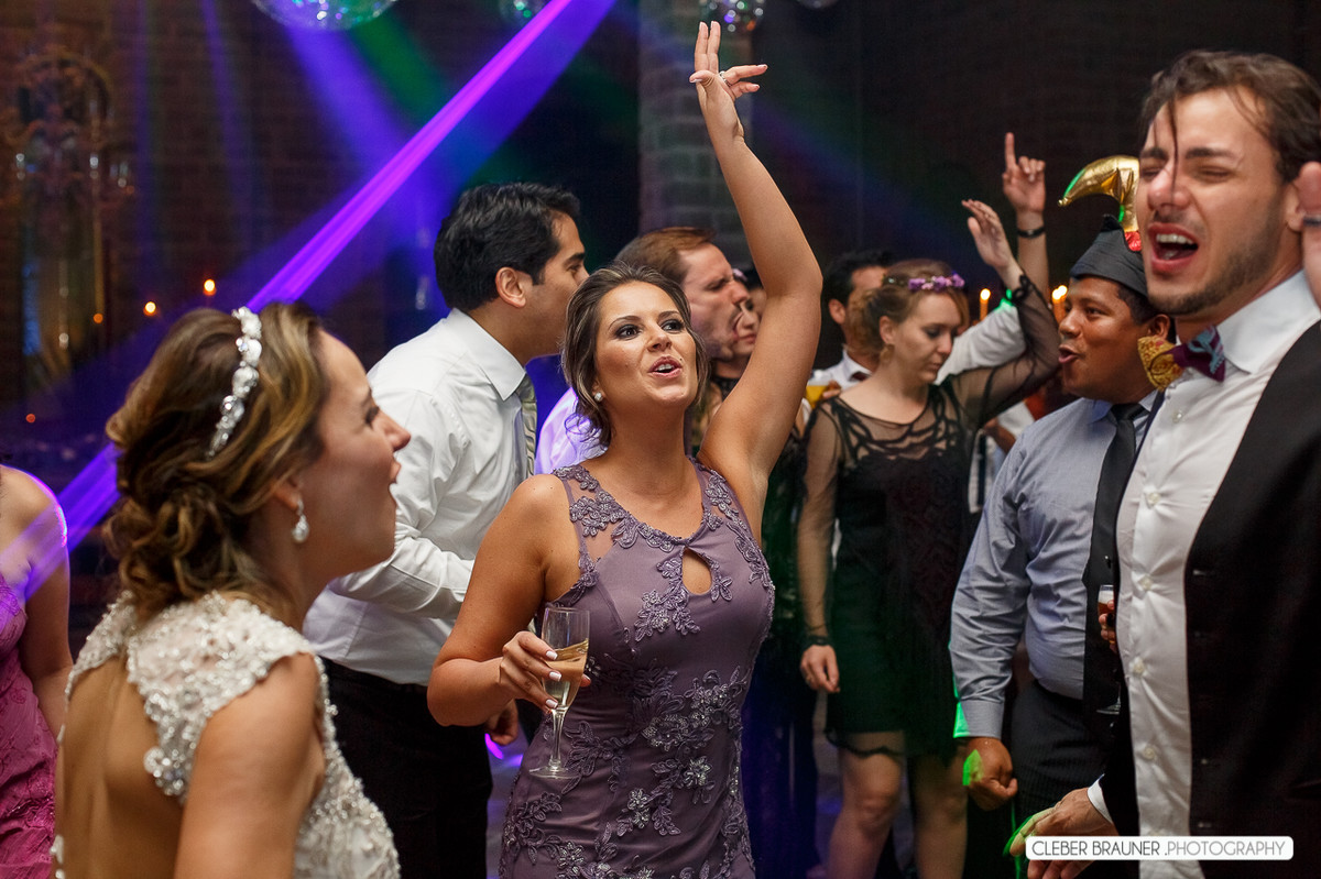 Lindo casamento fotografado na VinicolaCave de Pedra, em Bento Gonçalves na Serra Gaucha, pelo fotógrafo de casamento de Garibaldi Cleber Brauner.