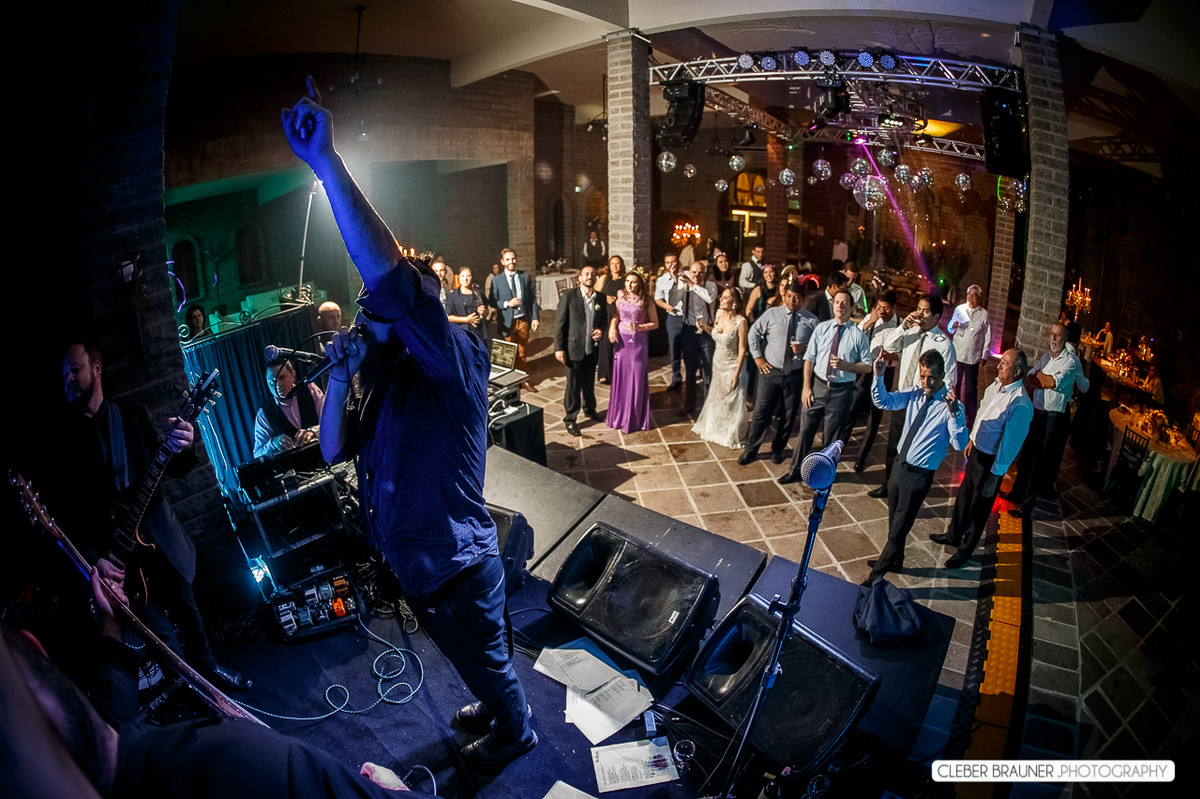 Lindo casamento fotografado na VinicolaCave de Pedra, em Bento Gonçalves na Serra Gaucha, pelo fotógrafo de casamento de Garibaldi Cleber Brauner.