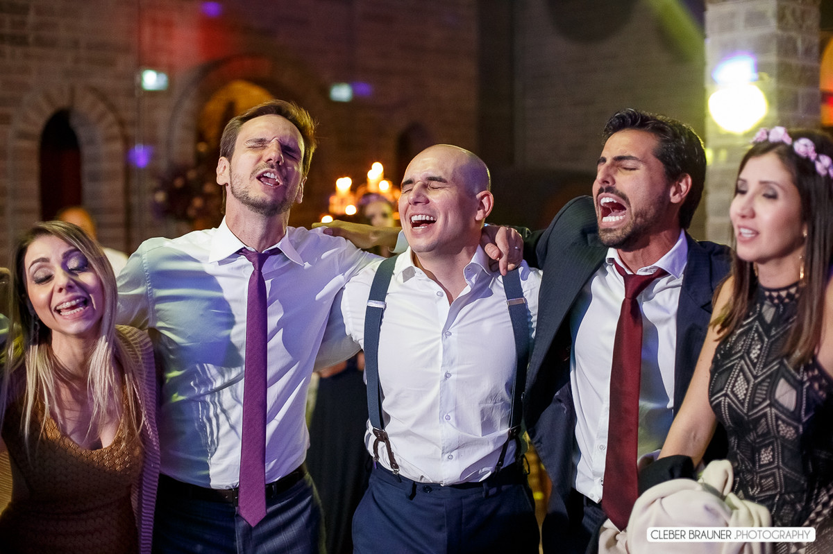 Lindo casamento fotografado na VinicolaCave de Pedra, em Bento Gonçalves na Serra Gaucha, pelo fotógrafo de casamento de Garibaldi Cleber Brauner.