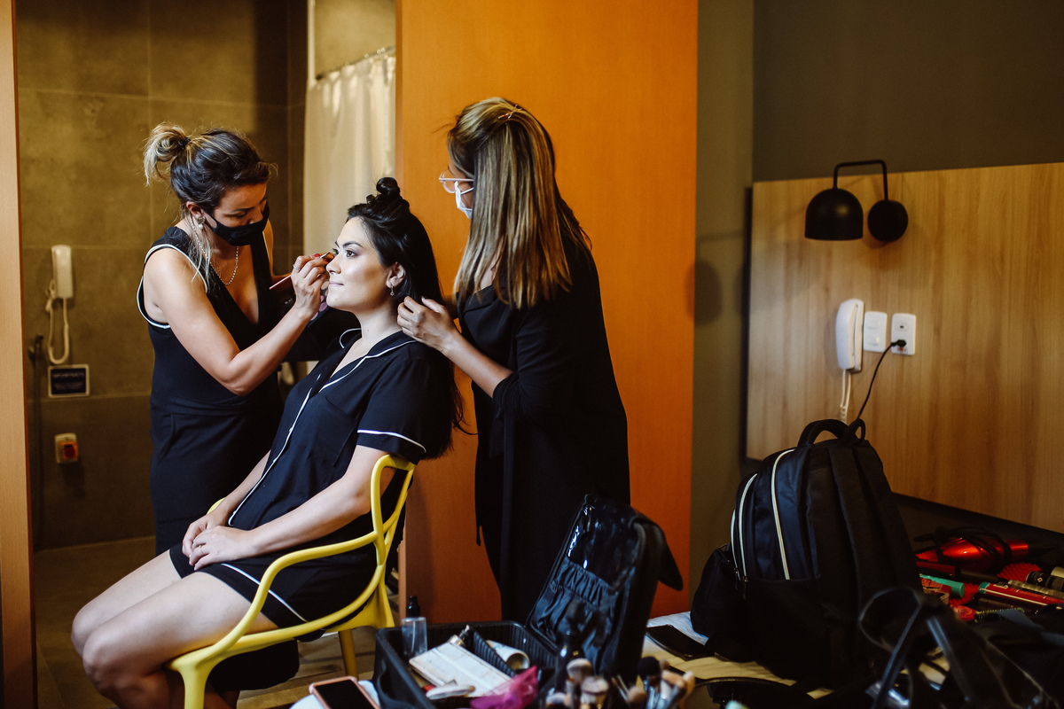 Casamento no Espaço Ravena Garden da Simone e do Charles registrado pela Amazing Fotografia