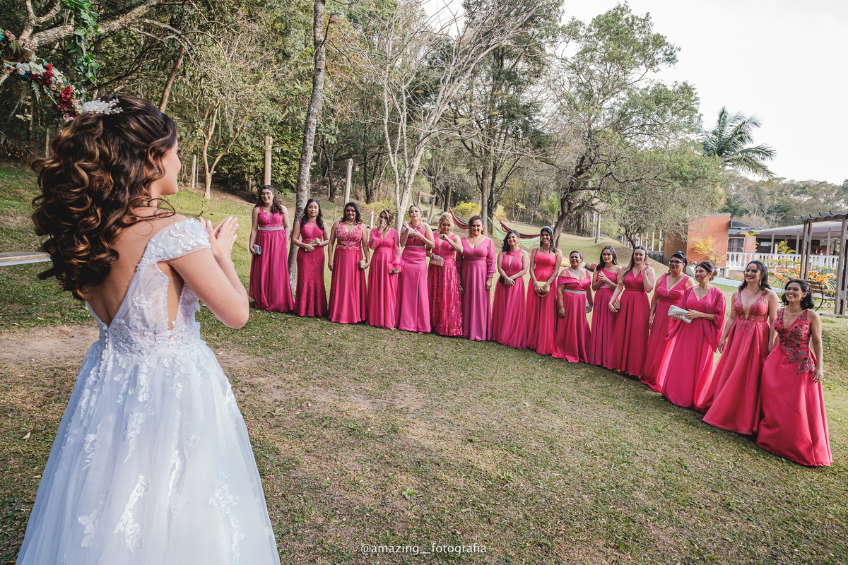 Casamento no espaço Sítio Florentino da Giovanna e do Maiko 