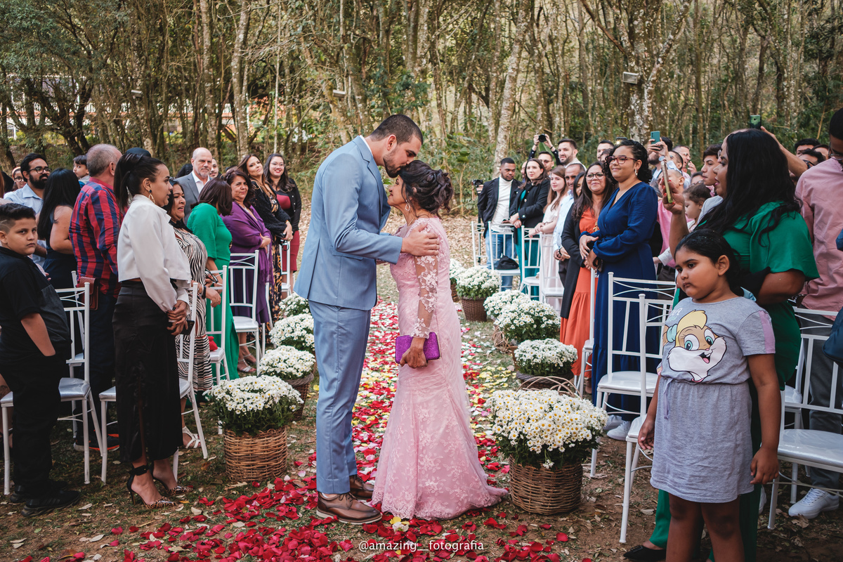 Casamento no espaço Sítio Florentino da Giovanna e do Maiko 
