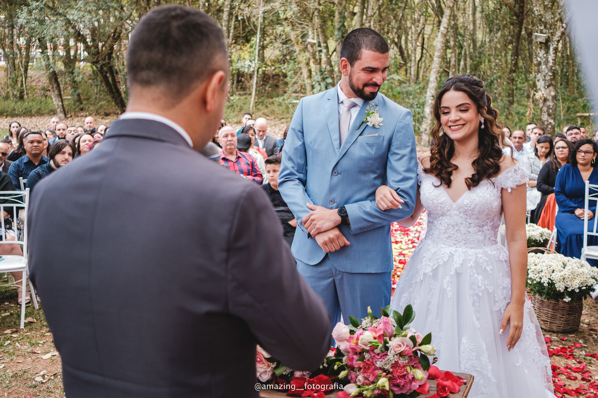 Casamento no espaço Sítio Florentino da Giovanna e do Maiko 