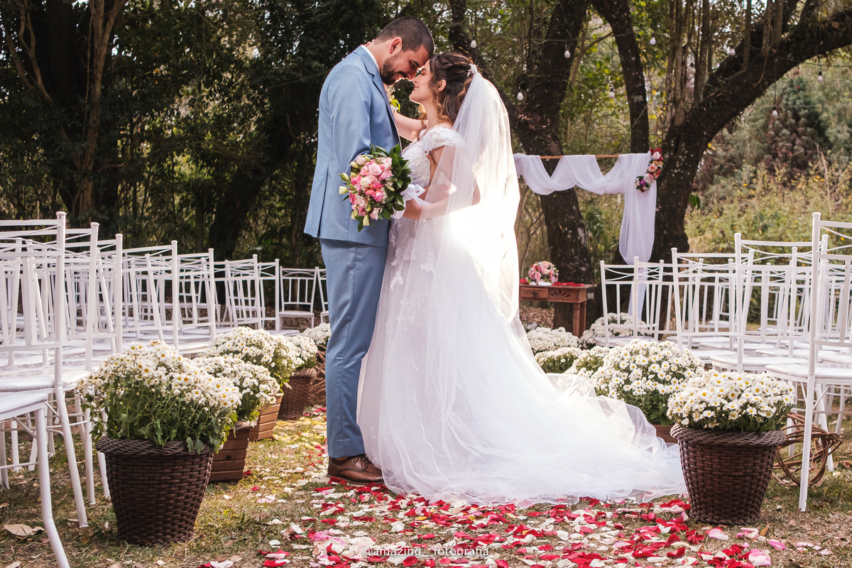 Casamento no espaço Sítio Florentino da Giovanna e do Maiko 