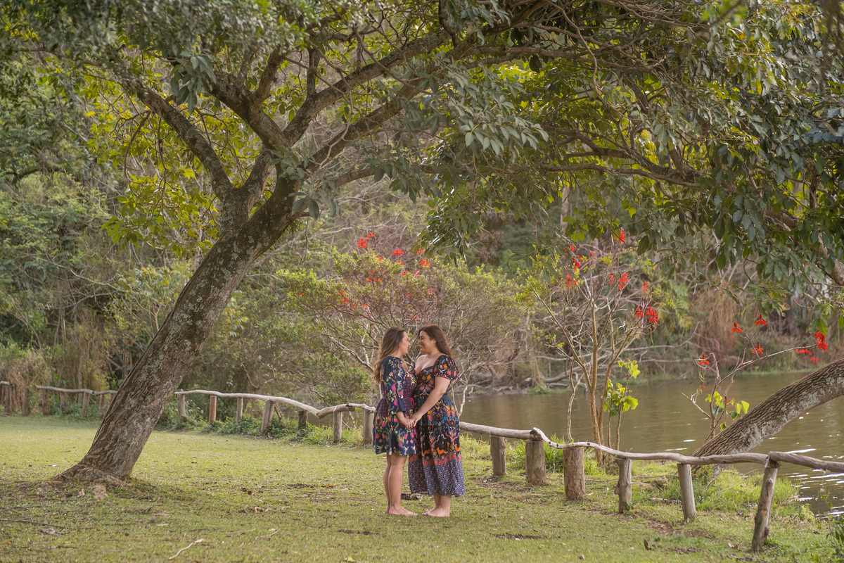 Ensaio Pre Wedding no Parque do Carmo realizado na Festa das Cerejeiras da Tamara e da Lorena