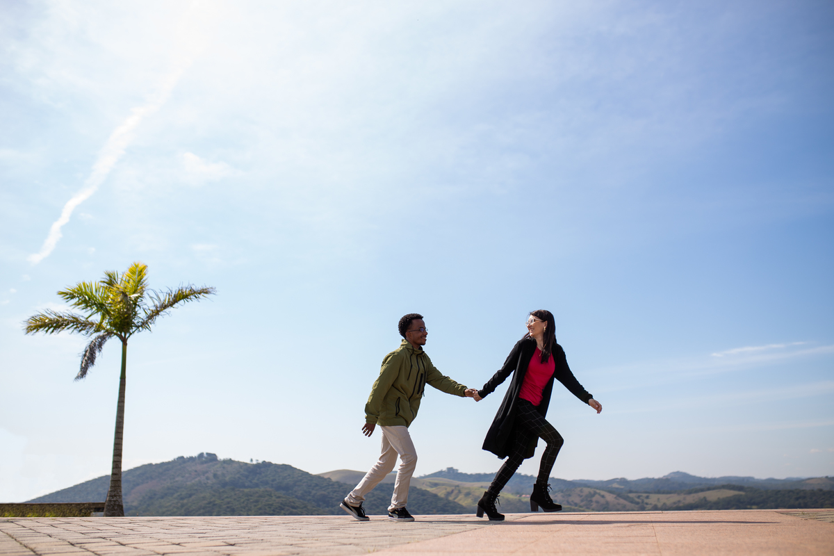 Ensaio pre wedding realizado em Guararema da Nick e do Paulo