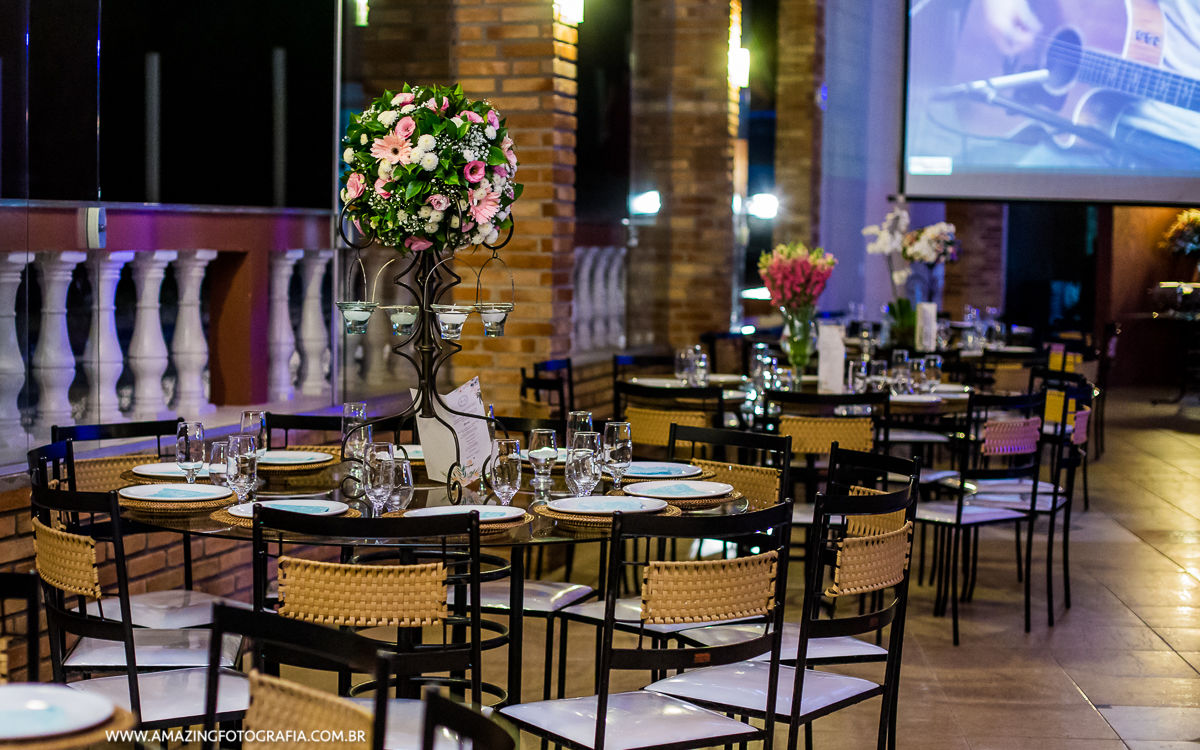 Mon Chale no Casamento da Marcela e Rafael, com a Fotografia de Casamento Amazing Fotografia