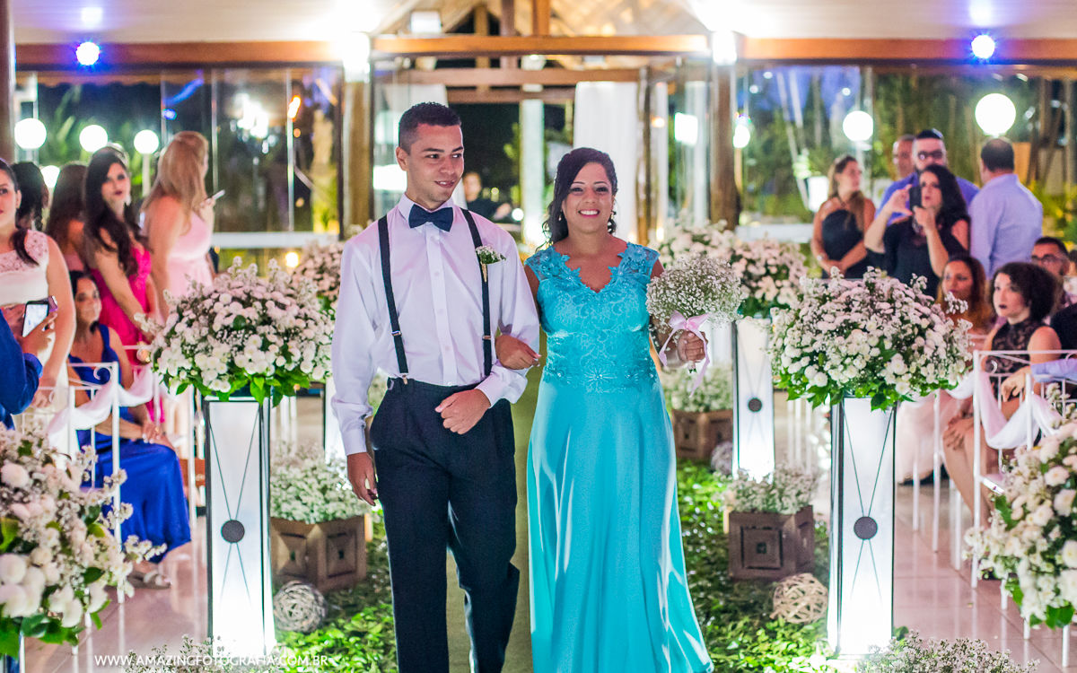 Sergio Damasceno clicou este lindo Casamento no Sitio Mon Chale