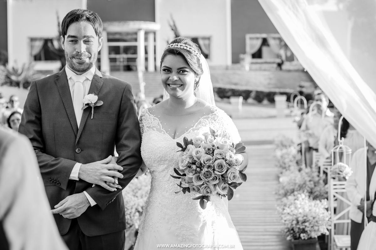 Amazing Fotografia registrando o casamento da Tais e Leandro na Chácara Torres